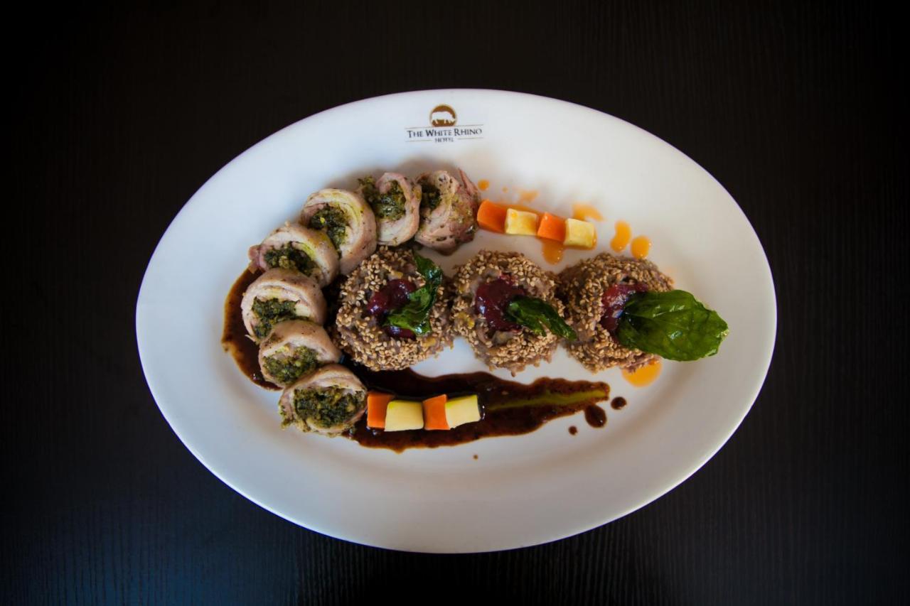 The White Rhino Hotel 尼耶利 外观 照片